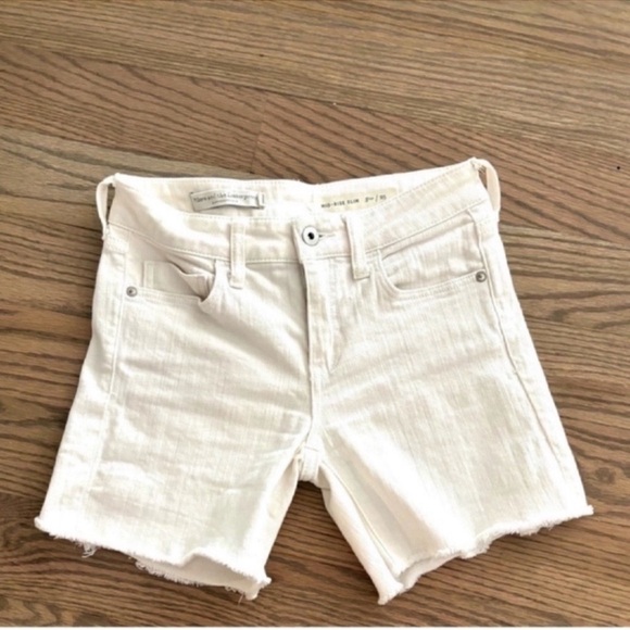 ANTHROPOLOGIE Pilcro and the
Letterpress White Boyfriend Jean Shorts 25 0 - Picture 9 of 11